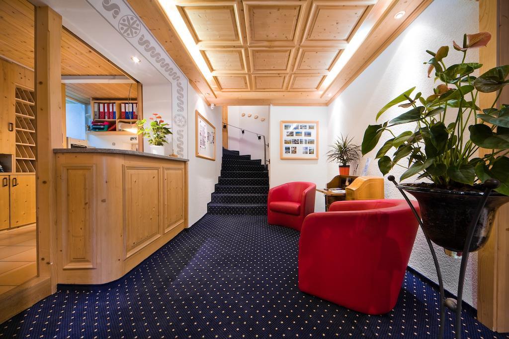 Hotel Garni Sonnenhalde Arosa Eksteriør billede